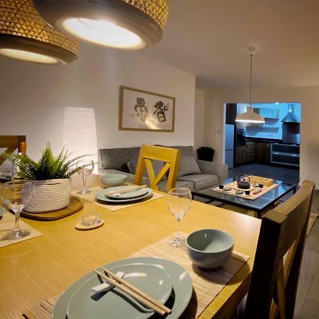 Japanese Style Muji Two-Bedroom Apt Свонсі Екстер'єр фото