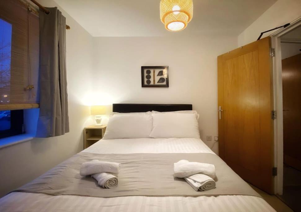 Japanese Style Muji Two-Bedroom Apt Свонсі Екстер'єр фото